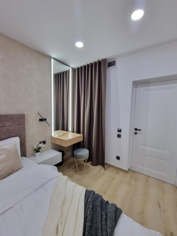 Casa Chiper - Apartament Parter Braşov Exterior foto
